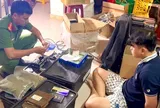 Khám xét căn phòng kín, bắt "ông trùm" Đỗ Hữu Duy và thu giữ toàn bộ tang vật