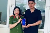 Tài khoản ngân hàng có giao dịch hơn 35 triệu đồng, 4 tháng sau, công an yêu cầu người đàn ông lên làm việc