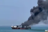 CLIP: Nổ lớn, cháy tàu chở dầu ngoài khơi Liên Hương
