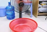 Mẹo làm mát nhà không cần điều hòa, chỉ cần quạt và nước đá: EVN cảnh báo