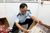 TPHCM đột kích nhiều kho hàng, thu giữ hàng nghìn sản phẩm '3 không'