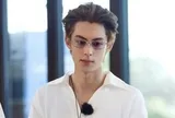 Đòn trừng phạt dành cho mỹ nam Vườn Sao Băng
