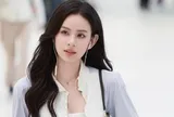 Mỹ nhân có nụ cười 10 triệu view xuất hiện ở The Face Vietnam, dàn mentor vừa nhìn nói liền 1 câu!