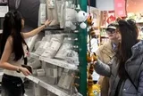 Khách chán mua đồ online vì vừa mất tiền vừa bực: Thương hiệu cao tay mở cửa hàng 6.000m2, khách đến xem rồi về đặt online cũng được