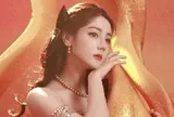 5 mỹ nhân Tân Cương đẹp nhất Cbiz: Địch Lệ Nhiệt Ba dẫn đầu, người cuối được ví như bước ra từ bích họa