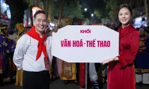 Thu Quỳnh nói gì khi được dẫn đầu đội hình diễu hành nhiều sao hạng A?
