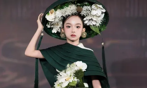 Nhà thiết kế Việt đưa “Viết tiếp câu chuyện hòa bình” đến sàn diễn quốc tế