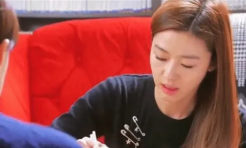 Visual con gái mỹ nhân Vì Sao Đưa Anh Tới là cú lừa lớn nhất năm!