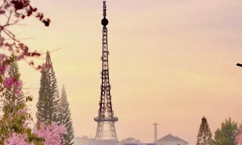 Nơi được ví như "tiểu Paris của Việt Nam": Du khách giật mình vì nhiều điểm chung, có tòa tháp như Eiffel