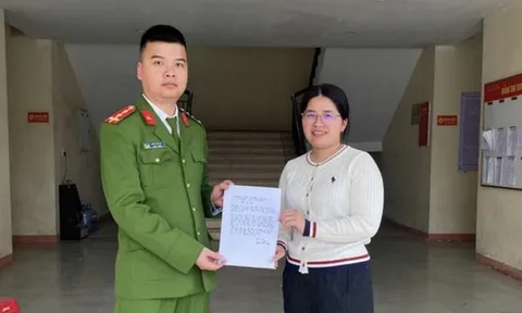 Chuyển khoản nhầm vào tài khoản đã ngừng sử dụng, một người lấy lại được 100 triệu đồng sau khi báo công an