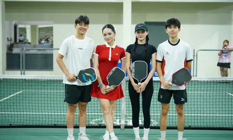 Hương Giang, Hiền Hồ gây bão khi "song kiếm hợp bích" cùng tuyển thủ quốc gia