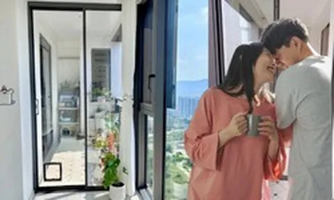 Cải tạo ban công 8m2 quá vi diệu, cái kết khiến hàng xóm cũng muốn "bắt chước"