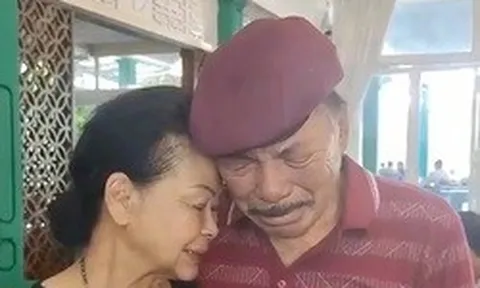 Trần Tiến nhắn nhủ Khánh Ly: "Em muốn chị em mình cứ mãi sống như xưa"