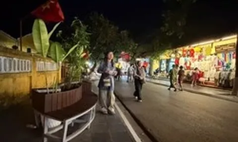 Bất ngờ diện mạo phố cổ Hội An về đêm