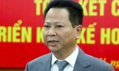 Cựu cục phó bị truy nã gửi đơn từ Canada: 'Khi đó tôi cũng rất cần tiền nên tôi nhận và nói số này tôi vay'