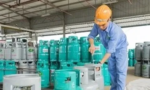 Nhập khẩu khí dầu mỏ hóa lỏng tăng mạnh, vì sao giá gas vẫn leo thang?