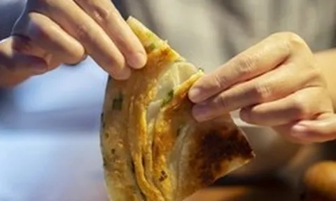 Bác sĩ chuyên khoa Nhi chia sẻ: 3 kiểu “bữa sáng độc hại” kìm hãm chiều cao của trẻ