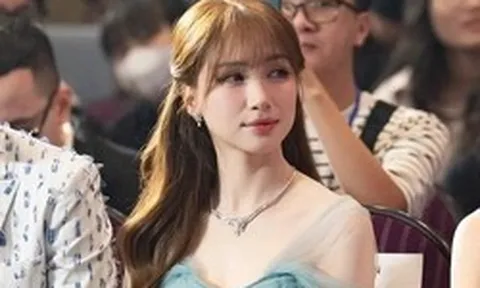 Hòa Minzy bán gấp nhà ở TP.HCM, cắt lỗ 800 triệu gây chú ý