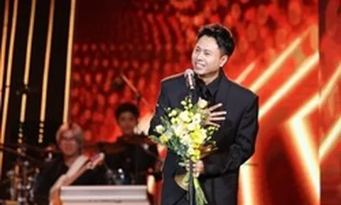 Nhạc sĩ 8X vừa giữ vai trò Giám đốc âm nhạc, vừa “ẵm” luôn giải thưởng cao quý tại Lễ trao giải Cống hiến lần thứ 20