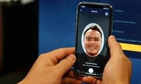 Đang quét khuôn mặt, xác thực CCCD, người đàn ông nhận thông báo tài khoản trừ 350 triệu đồng