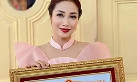 Nữ NSƯT nói lý do 39 tuổi mới được phong danh hiệu: "Tôi đã chuẩn bị hồ sơ, đem đi công chứng rồi"