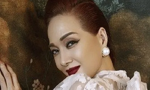 Nữ NSND nổi danh miền Bắc: "Tôi bắt đầu thấy sợ"