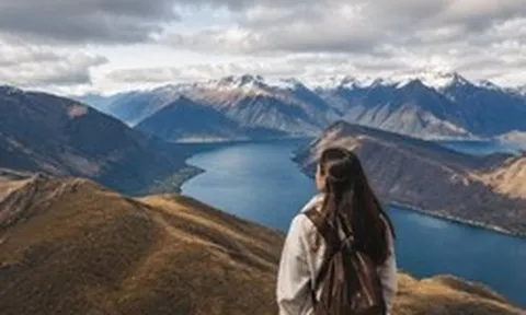 Một mình, nhưng không cô đơn: Làn sóng du lịch solo đang thay đổi cách con người kết nối và tạo ra thị trường tỷ đô