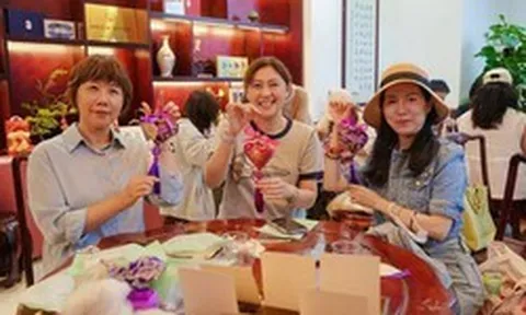 Ở tuổi 63, tôi nhận ra: Sau khi nghỉ hưu, có 3 kiểu “tiêu tiền giết thời gian” rất dễ khiến tài chính lao dốc
