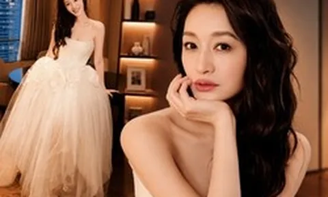 Chị đẹp hot nhất "Đạp gió 2026": Tuổi 49 vẫn sở hữu body căng đét, bí thuật "lão hóa" khiến ai cũng bất ngờ