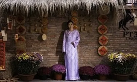 Nữ nghệ sĩ Việt từng chi 270 cây vàng để mua nhà: 53 tuổi sống bình yên trong cơ ngơi 2 tầng, mang phong cách đồng quê mộc mạc
