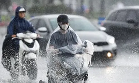 Miền Bắc bất ngờ đón gió mùa Đông Bắc từ tối nay, nhiều nơi mưa to đến rất to