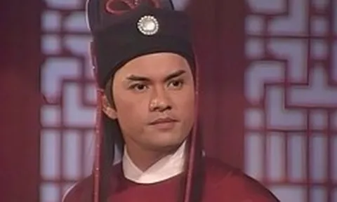 Con đường trở thành tỷ phú của 'Triển Chiêu phong độ nhất màn ảnh'