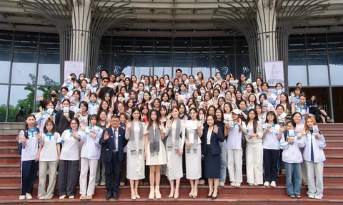 Hành trình Từ Trái tim khơi dậy khát vọng lớn và tinh thần phụng sự của tuổi trẻ