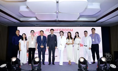 Trải nghiệm “Be simple, Be stylish, Be you” cùng JENNIFEROOM tại chuỗi cửa hàng LocknLock