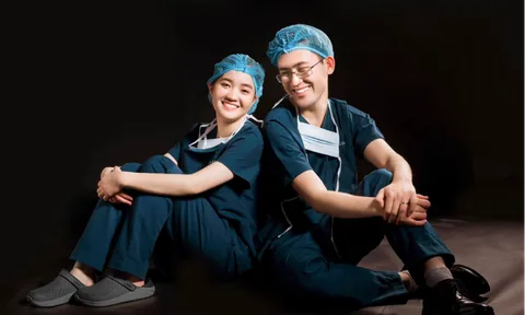 Câu chuyện tình yêu từ mái trường Amsterdam đến hôn nhân hạnh phúc của bác sĩ Tạ Thị Hà Phương và Nguyễn Bình Dương