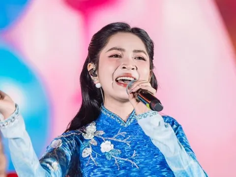 Nguyễn Duyên Quỳnh xin lỗi vì hát nhép