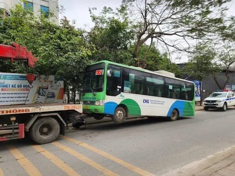 Uống bia khai xuân, tài xế xe buýt ở Hà Nội bị xử phạt vi phạm nồng độ cồn