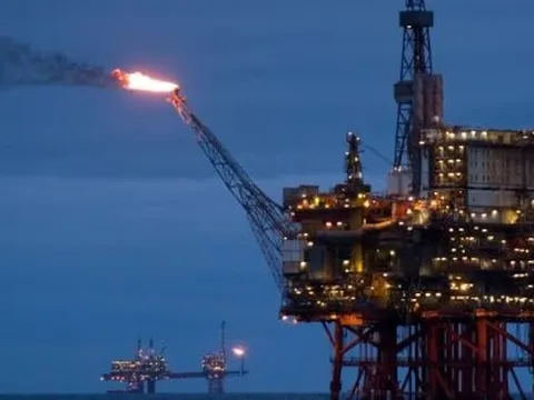 Phát hiện mạng lưới buôn lậu dầu Nga quy mô cực khủng, tổng trị giá ít nhất 90 tỷ USD