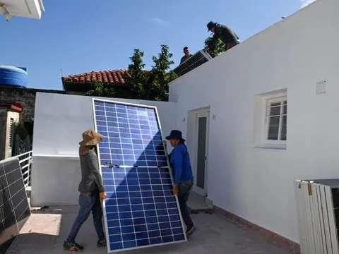 Cuba thiếu điện trầm trọng, láng giềng Việt Nam mang đến tin vui