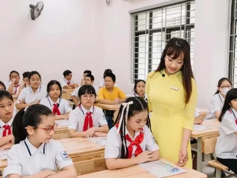 Dạy thêm giờ, nhà giáo phải chịu thuế thu nhập ra sao?