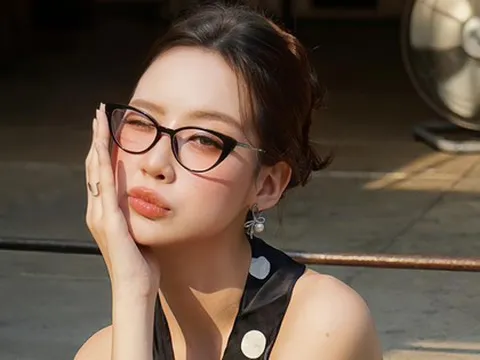 Mỹ nhân Việt cao gần 1m9 có ba là Đại tá quân đội, sở hữu 1 thứ mà chưa ai trong showbiz đọ lại