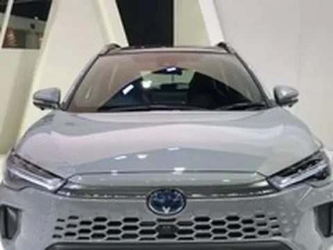 Nhiều xe hybrid của Toyota có nguy cơ ‘khan hàng’ vì thiếu pin