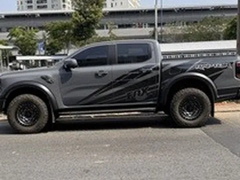 Không khỏi ngỡ ngàng trước thị trường xe bán tải, nhiều người đang tìm đủ mọi cách bán xe