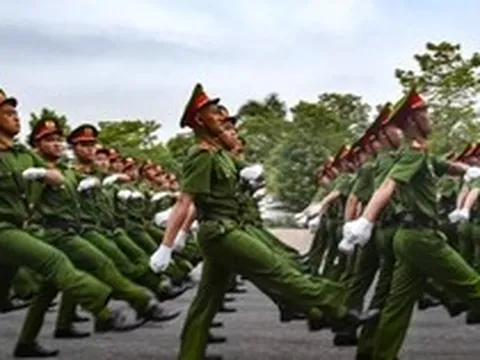 Hà Nội hỗ trợ mỗi người thuộc lực lượng vũ trang, Toà án, Viện kiểm sát từ 2,5 đến 5 triệu đồng/tháng