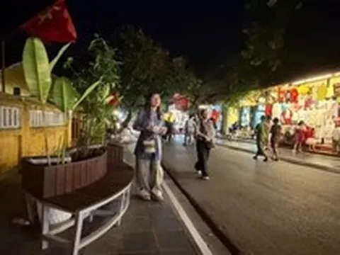 Bất ngờ diện mạo phố cổ Hội An về đêm