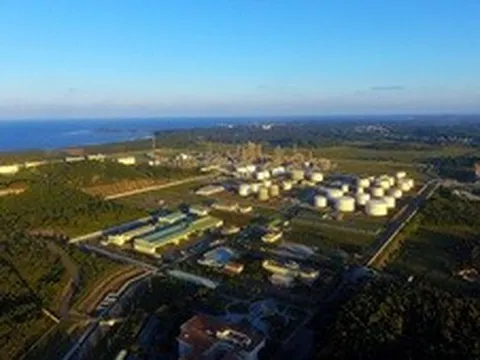 Nhà máy lọc dầu Dung Quất - Hạt nhân của Trung tâm lọc hóa dầu và Năng lượng quốc gia