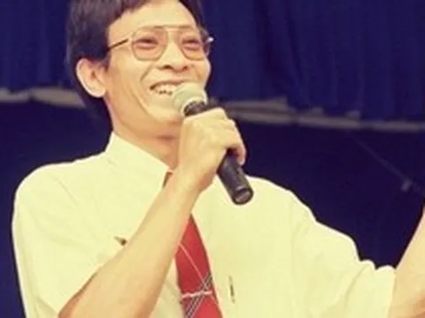 MC Lại Văn Sâm 11 năm ở rể mới có nhà riêng 40m2 ở Hà Nội, không gian bên trong khác xa tưởng tượng