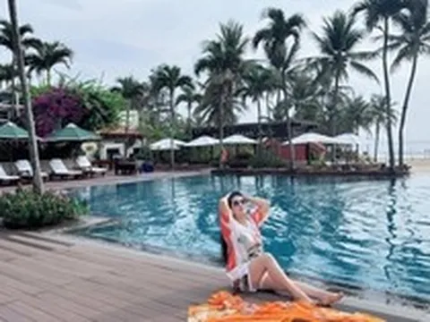"Nữ hoàng nhạc đỏ" là mẹ đơn thân 4 con: "Em chỉ muốn để dành sự dịu dàng ấy cho riêng một người"