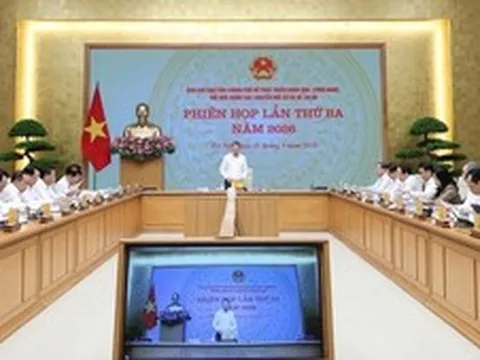 Phát triển đồng bộ hạ tầng số, chuyển đổi số toàn diện, tạo thuận lợi tối đa cho người dân, doanh nghiệp