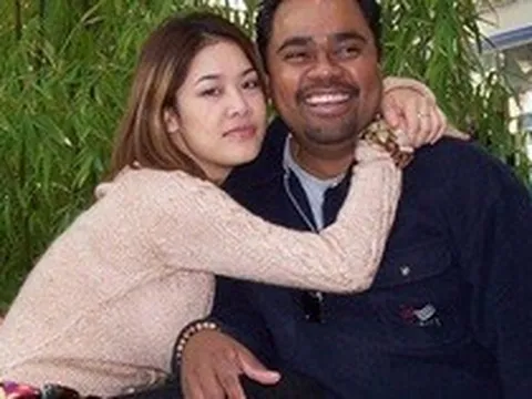 Chồng 2 nữ ca sĩ đình đám thả thính vợ: "Người Hải Phòng yêu nghệ thuật, đam mê bóng đá, tôi thì yêu em"